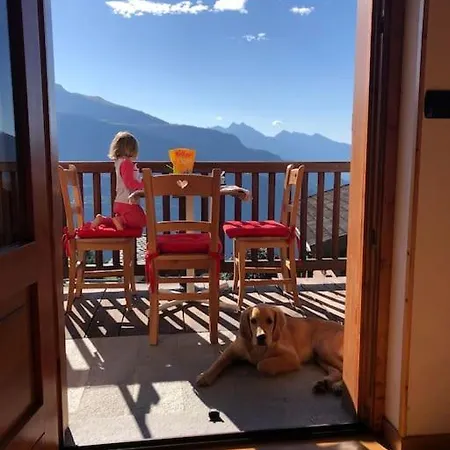 Appartamento Caldo E Accogliente Vista Montagne Torgnon